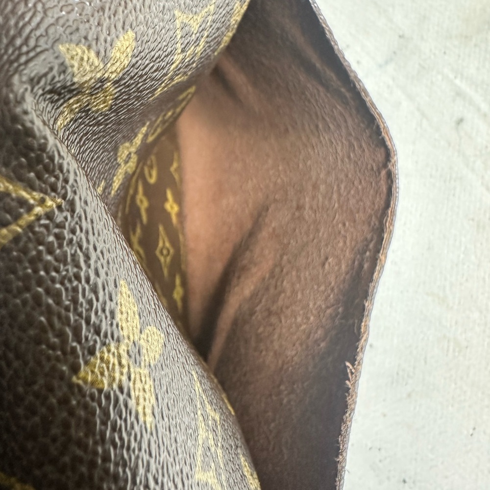 Louis Vuitton Crossbody Bag - Picture 8 of 11